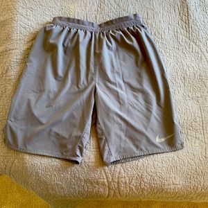 Nike small grey shorts